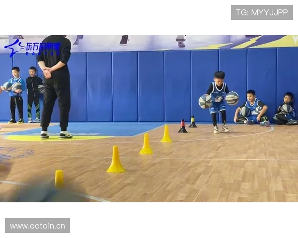 全面解读篮球运球规则具体是如何界定合法动作与违例行为